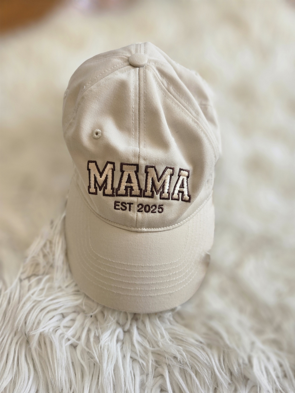 MAMA EST 2025 Embroidered Baseball Cap - Cream - Picture 1 of 3